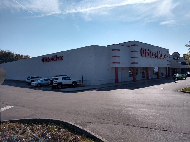 More Photos Of 6719-6741 Clinton Hwy, Knoxville Unknown For Lease