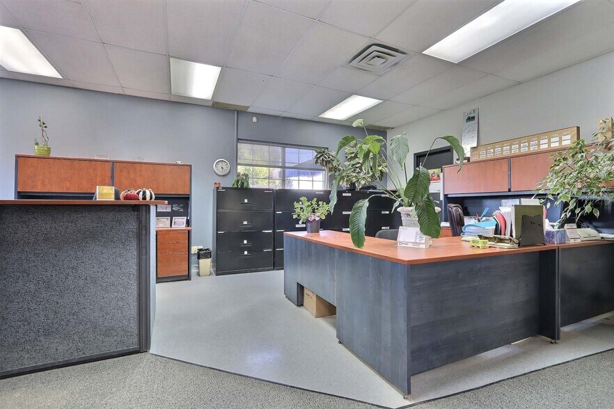 More Photos Of 680 Av Jean-Demers, Bécancour Industrial For Lease