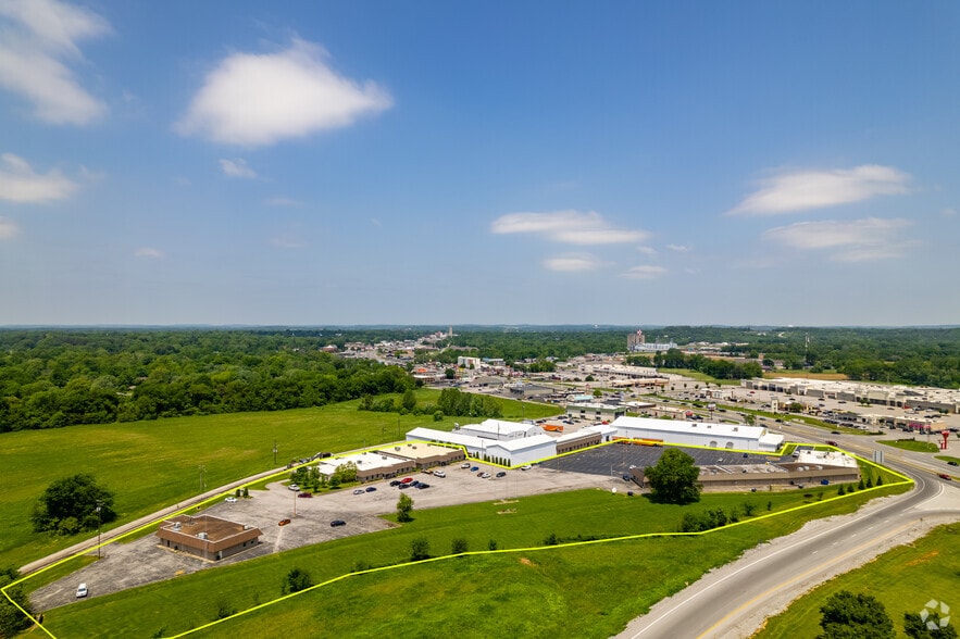 More Photos Of 4011 Fort Campbell Blvd, Hopkinsville Storefront Retail Office For Sale