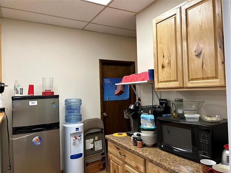 More Photos Of 300 North St, Endicott Warehouse For Sale