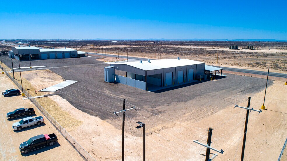 More Photos Of 228 US Highway 285, Pecos Warehouse For Lease