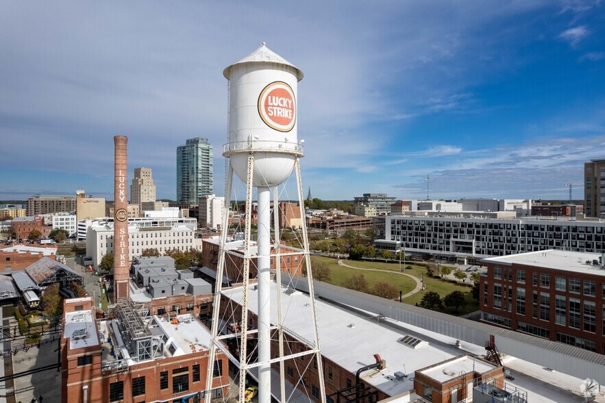 More Photos Of 324 Blackwell St, Durham Unknown For Lease