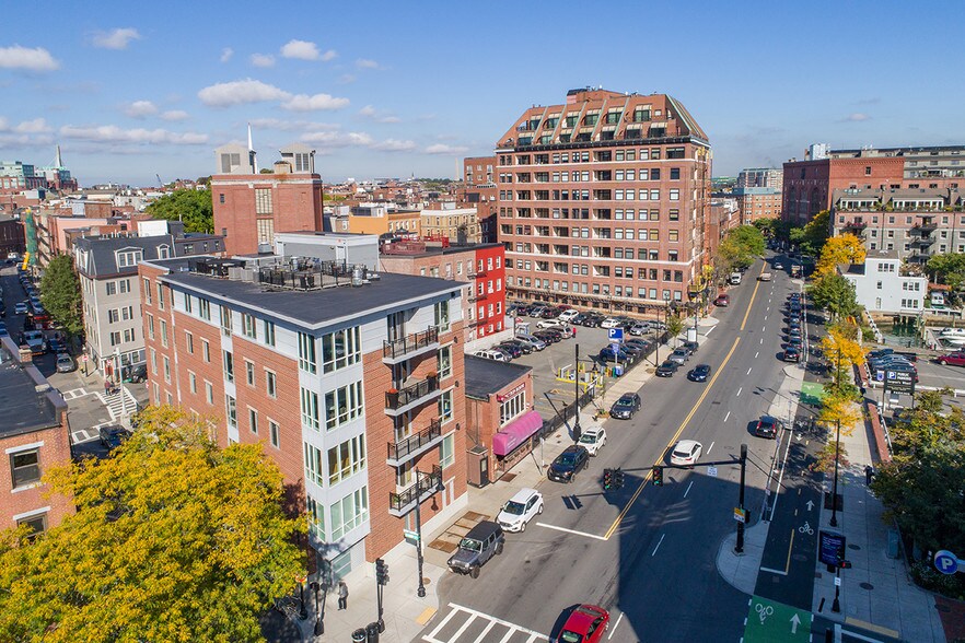 266 Commercial St, Boston, MA 02109 Restaurant For Sale