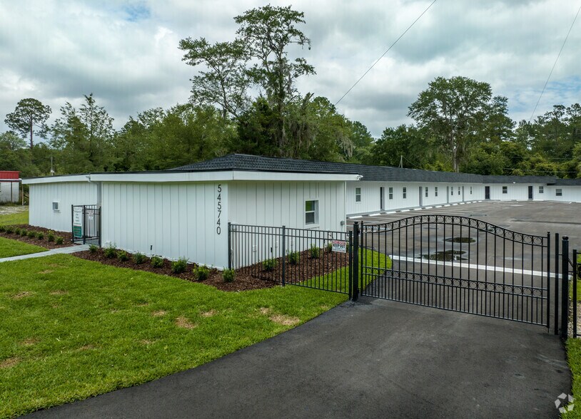 More Photos Of 545740 US Highway 1, Callahan Apartments For Sale