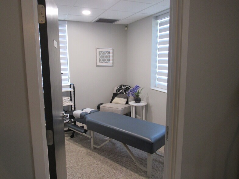 More Photos Of 595 W Granada Blvd, Ormond Beach Medical For Sale