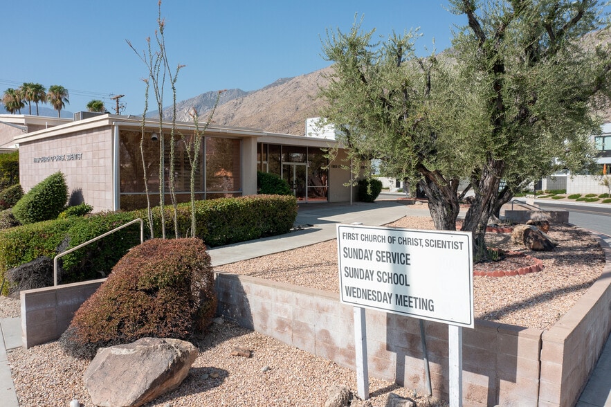 More Photos Of 605 S Riverside Dr, Palm Springs Religious Facility For Sale