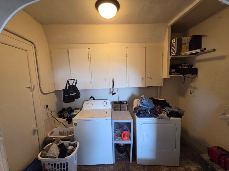 More Photos Of 4-6 Sykes St N, Meaford Apartments For Sale
