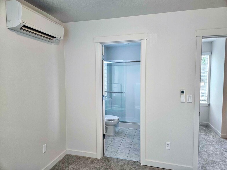 More Photos Of 2195 Audubon Ave SE, Salem Apartments For Sale