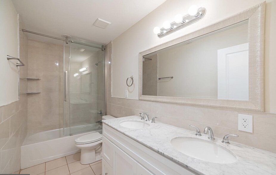 More Photos Of 5047 Baltimore Ave, Philadelphia Multifamily For Sale