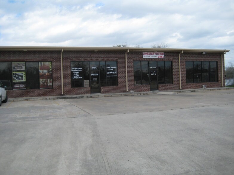 Primary Photo Of 15511 Highway 6, Rosharon Storefront Retail Office For Lease