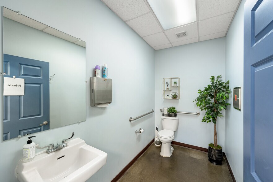 More Photos Of 2202 Jordan Rd SW, Fort Payne Medical For Sale