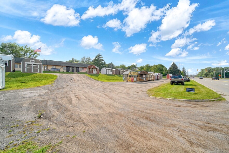 More Photos Of 2768 W Carleton Rd, Hillsdale Specialty For Sale