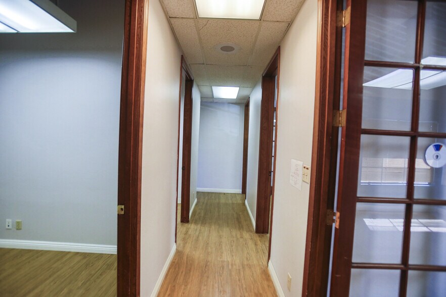 More Photos Of 1810 E 17th St, Santa Ana Medical For Lease