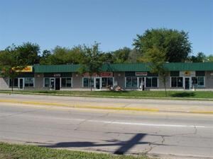 Primary Photo Of 2607-2693 20th St, Rockford Storefront Retail Office For Sale