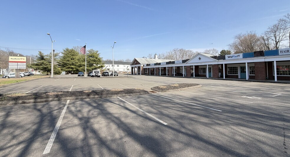 More Photos Of 1715 Foxon Rd, North Branford Unknown For Lease