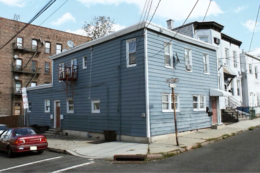 More Photos Of 16 Weldon St, Jersey City Multifamily For Sale