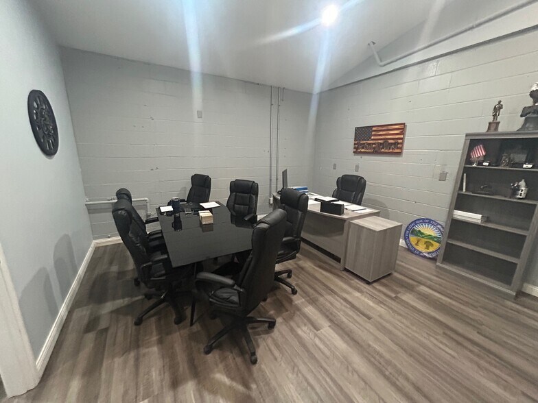 More Photos Of 8133 S State Route 48, Maineville Freestanding For Sale