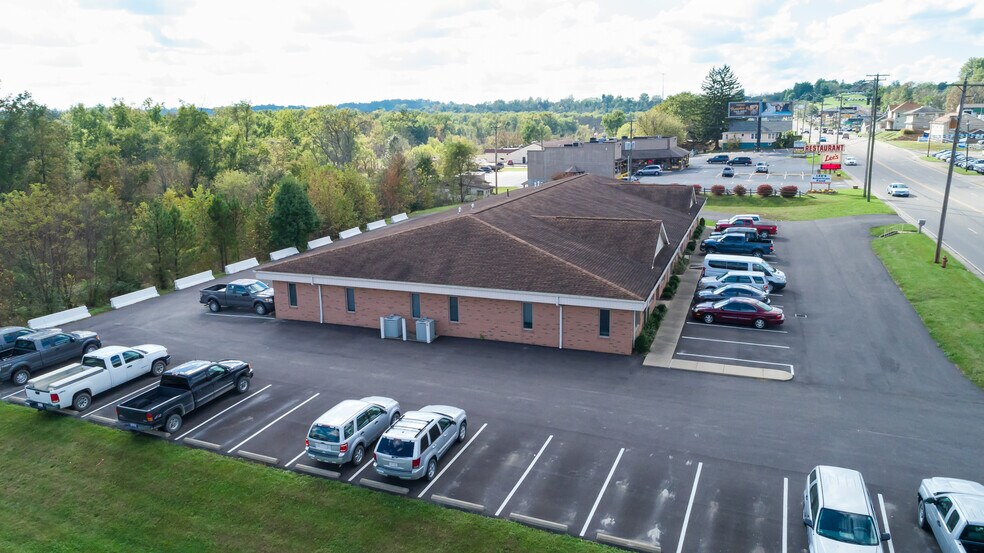 More Photos Of 2050 E Wheeling Ave, Cambridge Office For Lease