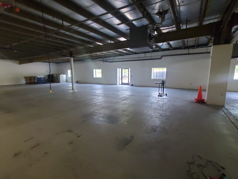 More Photos Of 4974 E Main Street Rd, Batavia Freestanding For Lease