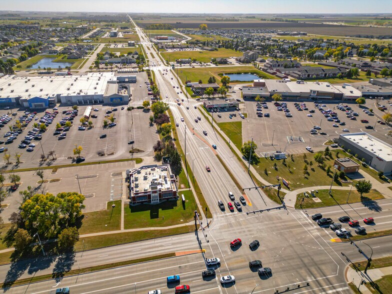 More Photos Of 2675 32nd Ave S, Grand Forks Restaurant For Sale