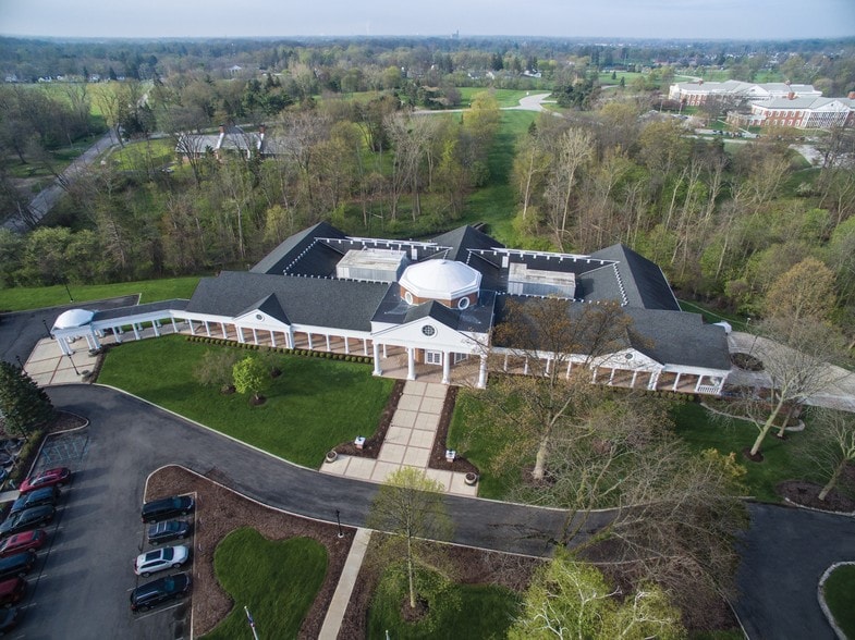Primary Photo Of 1801 Richards Rd, Toledo Office For Sale