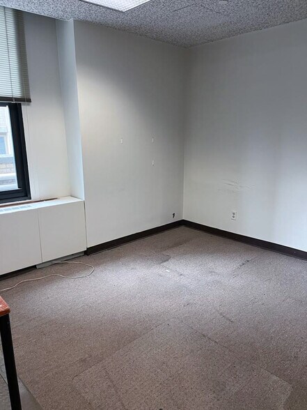 More Photos Of 225 Broadway, New York Office For Lease