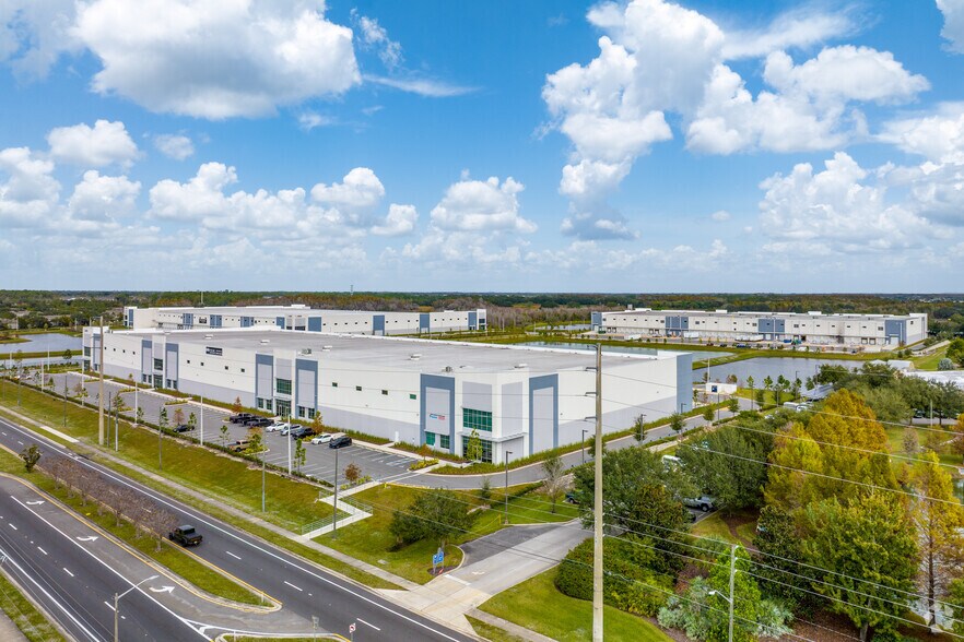More Photos Of 4545 Portier Blvd, Orlando Unknown For Lease