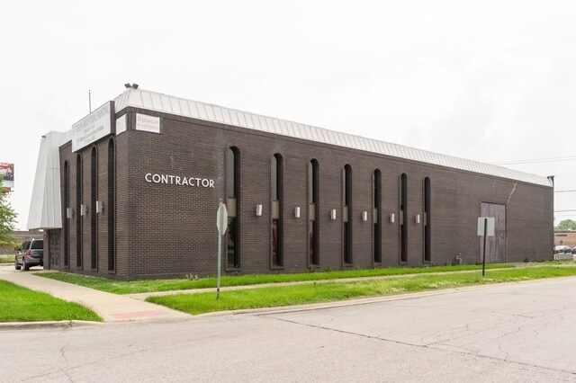 More Photos Of 12000 S Marshfield Ave, Calumet Park Office For Sale