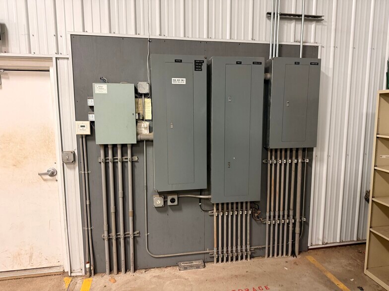 More Photos Of , Moorhead Unknown For Sale