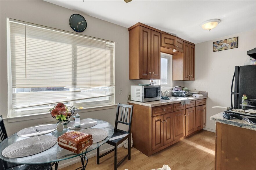 More Photos Of 30 Gardiner Ave, South San Francisco Apartments For Sale