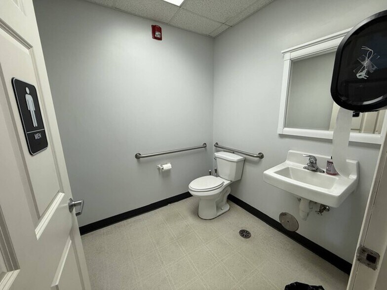 More Photos Of 1981 Bucktail Ln, Sugar Grove Warehouse For Sale