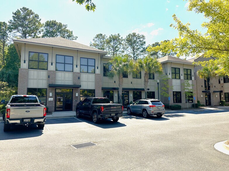 More Photos Of 496 Bramson Ct, Mount Pleasant Office For Lease