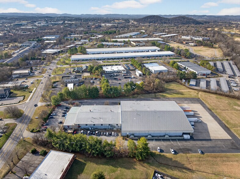 More Photos Of 147 Seaboard Ln, Franklin Warehouse For Sale