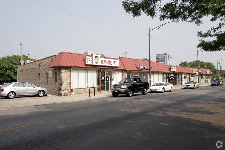 More Photos Of 6301-6329 N Ridge Ave, Chicago Unknown For Lease
