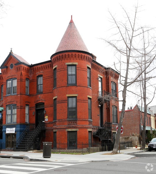 Primary Photo Of 1821 18th St NW, Washington Storefront Retail Office For Lease