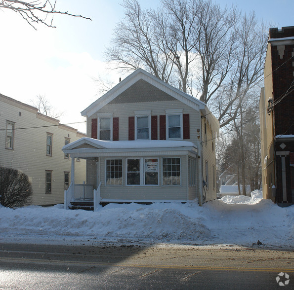 Primary Photo Of 135 Mohawk Ave, Schenectady Storefront Retail Residential For Sale