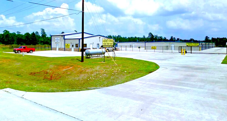 More Photos Of 10670 FM 1484 Rd, Conroe Self Storage For Sale