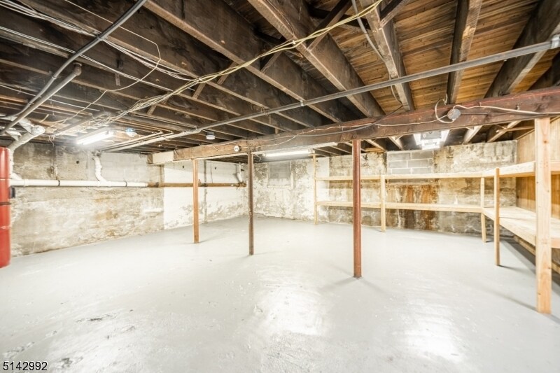 More Photos Of 324 Ringwood Ave, Pompton Lakes Storefront Retail Residential For Lease