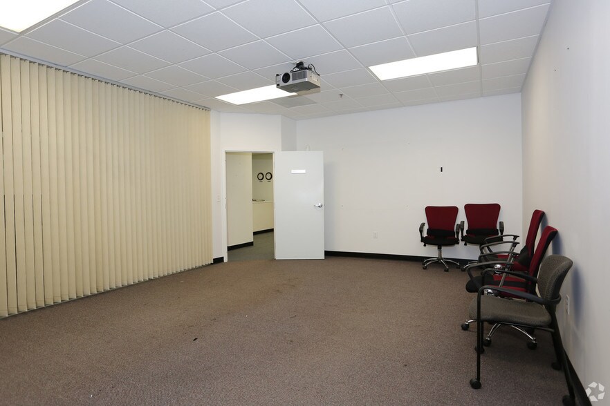 More Photos Of 3759 Us Highway 1 S, Monmouth Junction Office For Lease