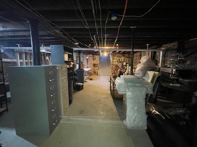 More Photos Of 99-101 Fraley st, Kane Flex For Sale