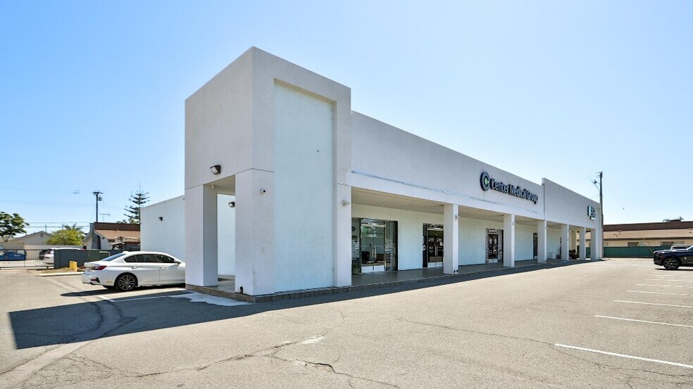More Photos Of 12372 Garden Grove Blvd, Garden Grove Medical For Sale
