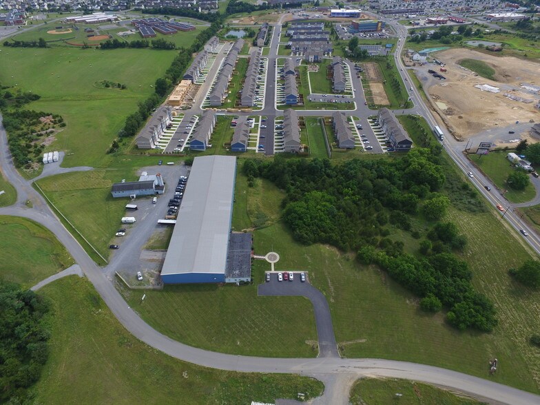 More Photos Of 54 Dupont Rd, Martinsburg Light Manufacturing For Sale