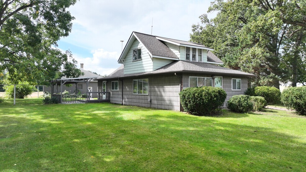 More Photos Of 11250 Dixie Hwy, Birch Run Land For Sale