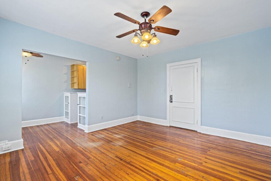 More Photos Of 124 Live Oak Ave, Daytona Beach Apartments For Sale