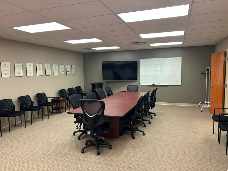 More Photos Of 3684-3688 Dressler Rd NW, Canton Medical For Sale