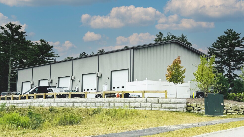 More Photos Of 1A Spring, Carver Warehouse For Sale