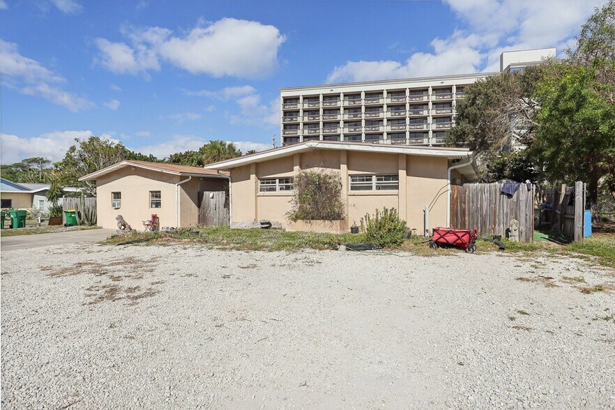 More Photos Of 119 Surf Dr, Cocoa Beach Land For Sale