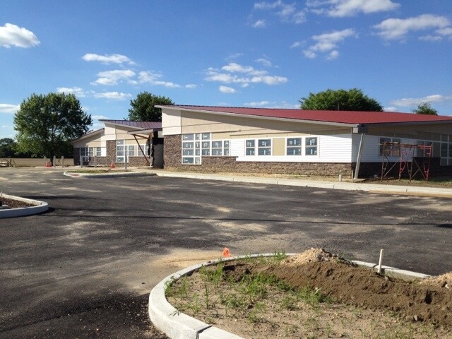 More Photos Of 399 Front St, Elmer Medical For Lease
