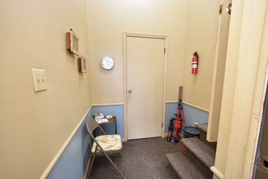 More Photos Of 11522 Davis St, Grand Blanc Office Residential For Sale