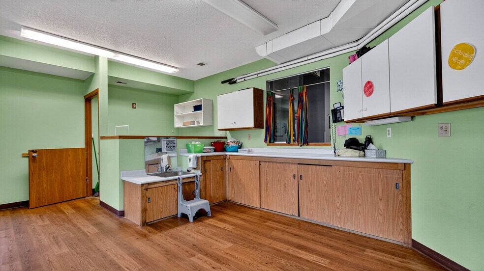 More Photos Of 1612 Truax Blvd, Eau Claire Daycare Center For Sale